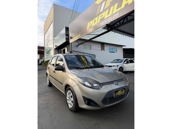 FORD FIESTA 1.0 ROCAM HATCH 8V FLEX 4P MANUAL FORD FIESTA 1.0 ROCAM HATCH 8V FLEX 4P MANUAL